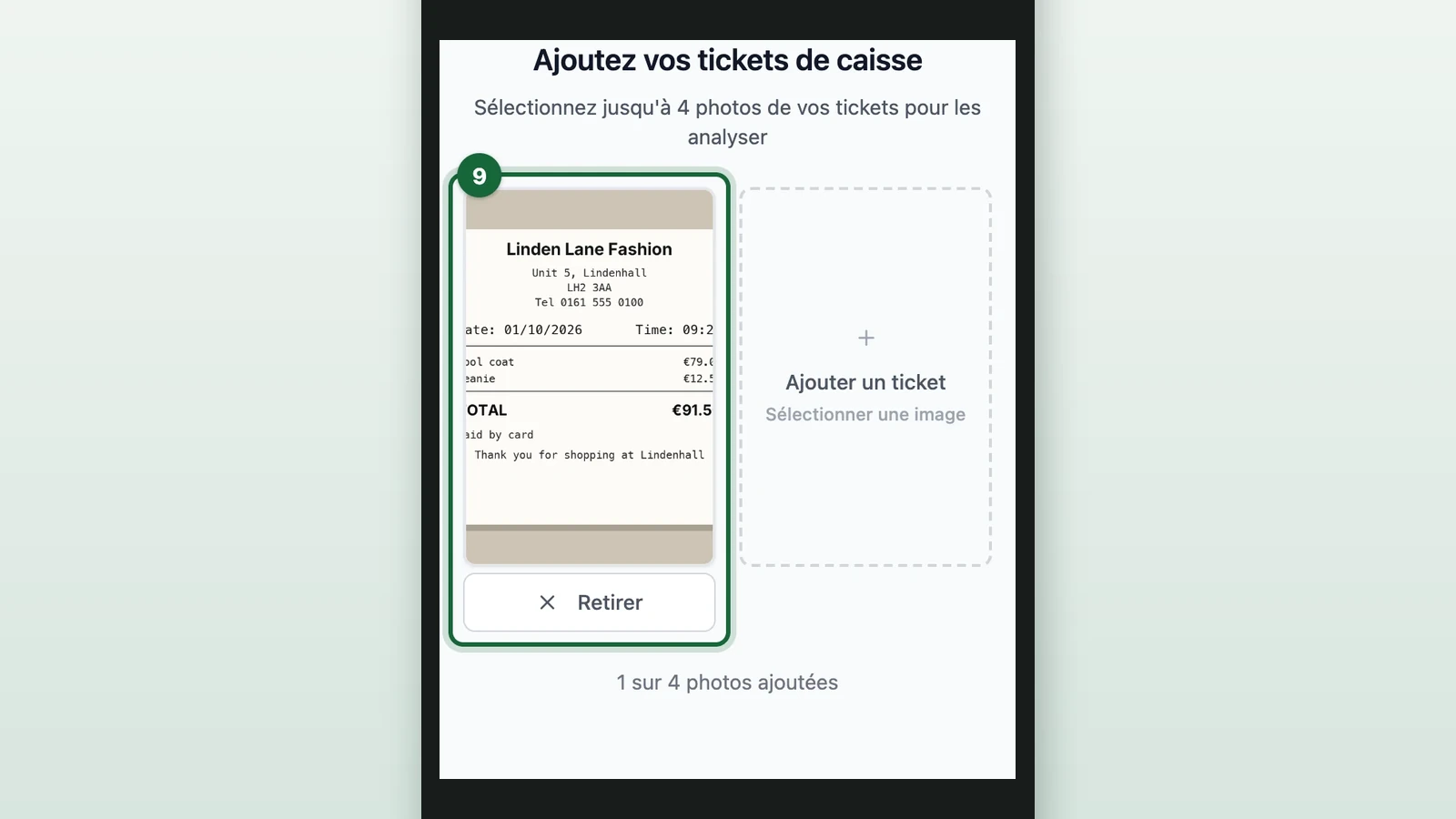 Capture de Tickets with Oscar Bell's receipt photo highlighted on a phone