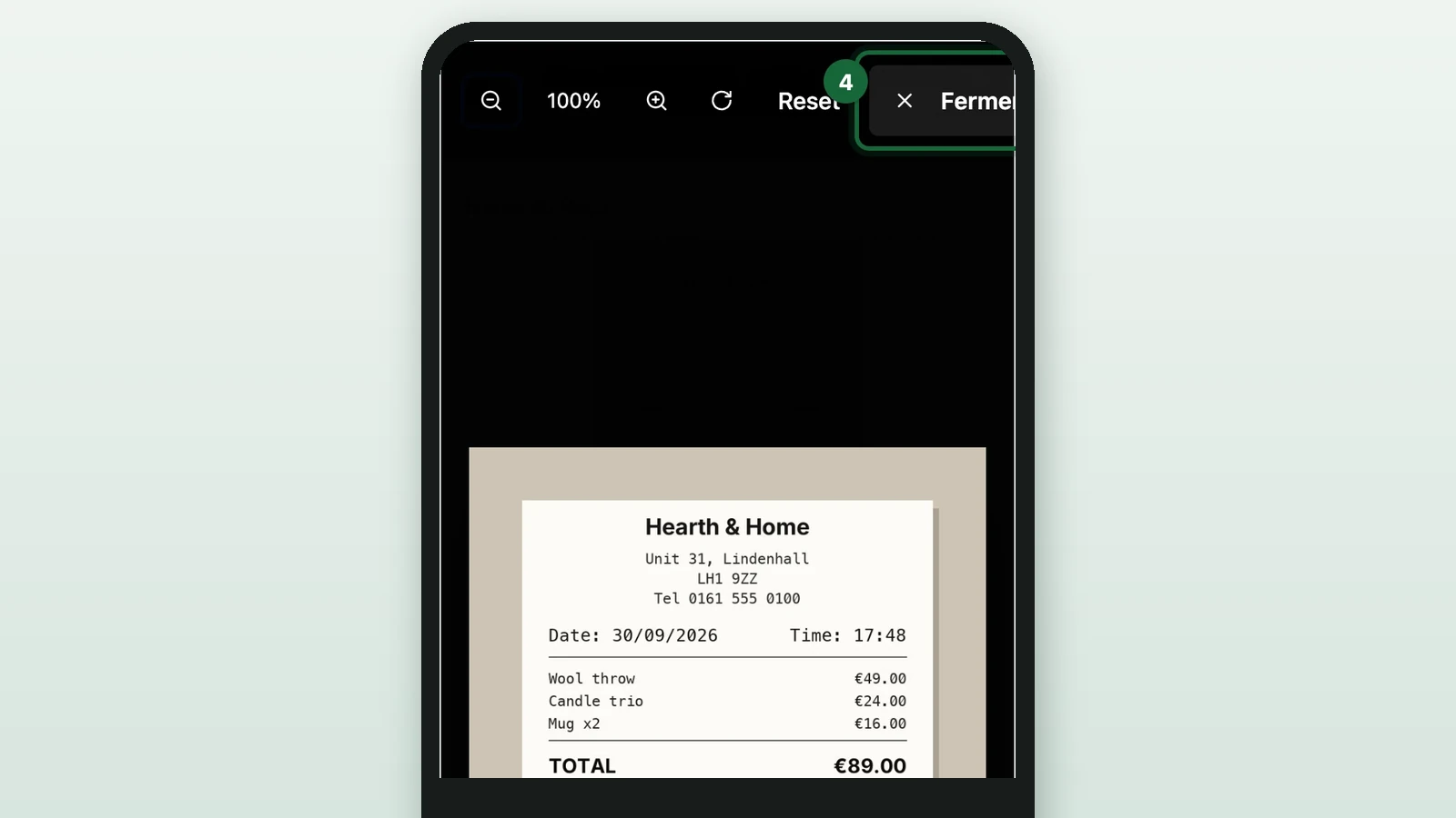 Full-screen receipt photo with Fermer highlighted on a phone