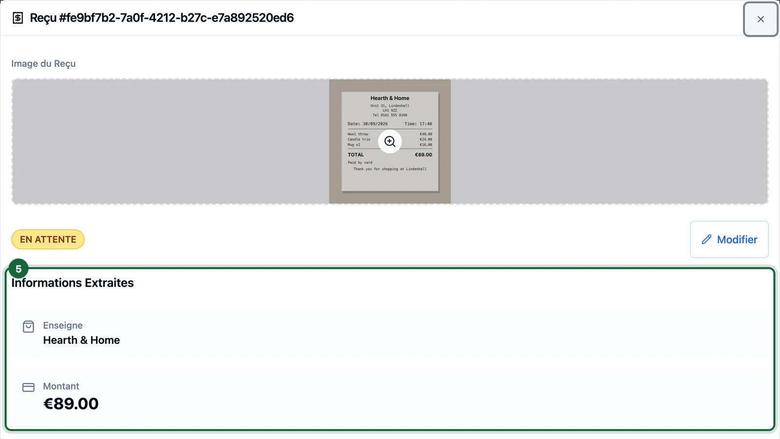 Hearth & Home receipt window with Informations Extraites highlighted on a tablet